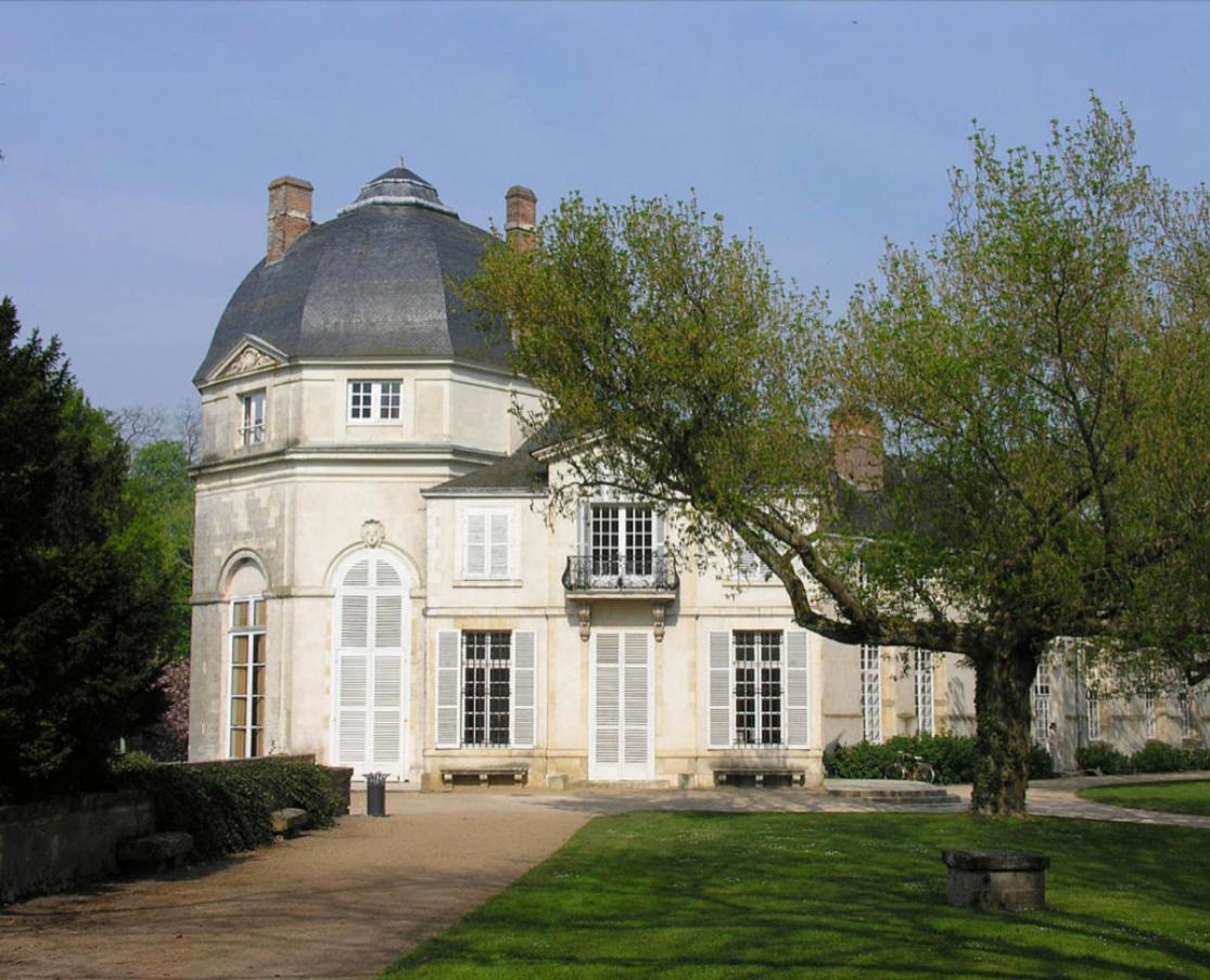 *** Domaine Des Noyers - Proche Centre Ville Châteauneuf-sur-Loire Eksteriør bilde